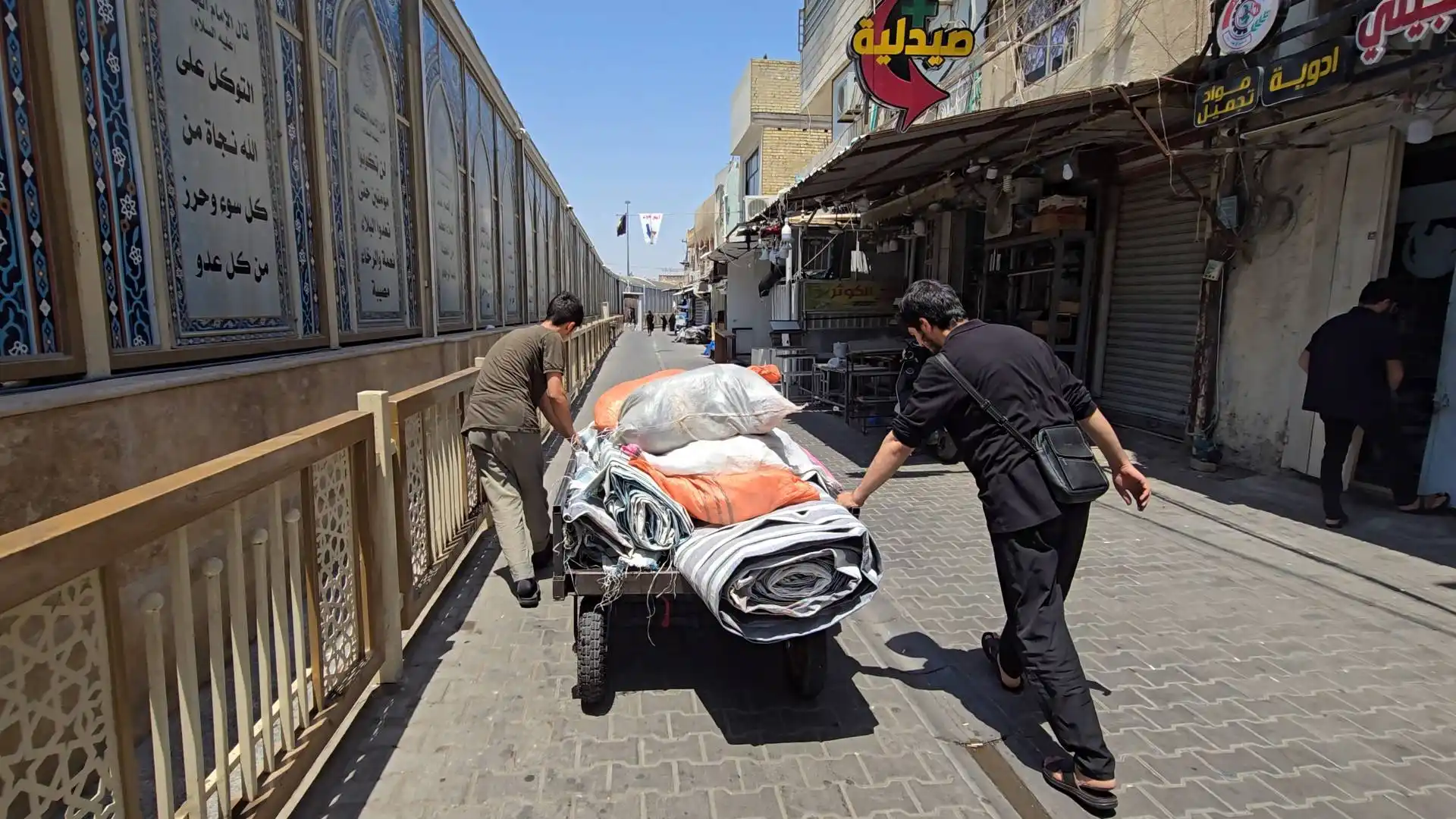 آماده‌سازی و برپایی موکب و تلاش خادمان، تصویر ۵ از ۶