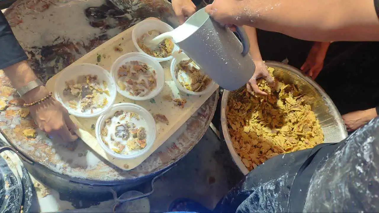 خدمت‌رسانی و پذیرایی از زائران، تصویر ۴ از ۲۲