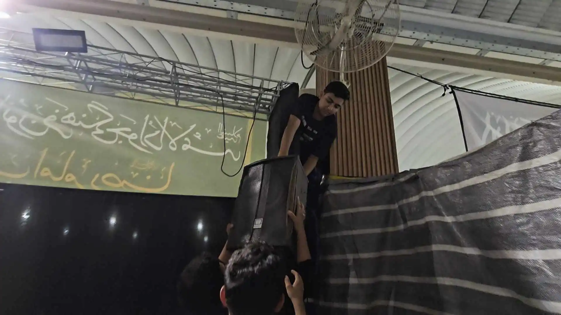مشکلات و چالش‌ها، تصویر ۲ از ۵